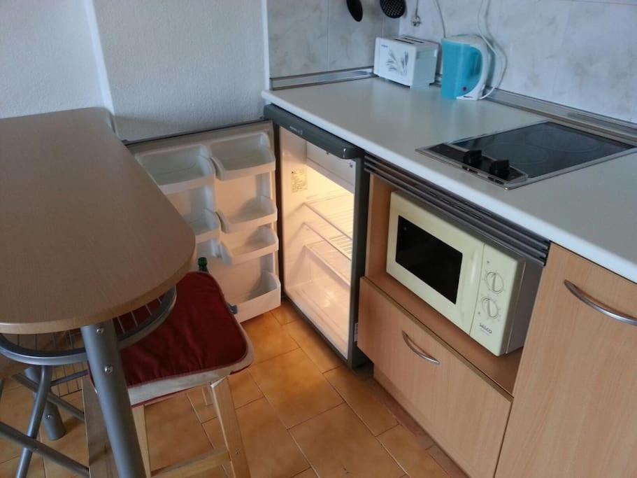 Estudio En Torrevieja A 700 M Del Mar Екстериор снимка